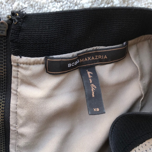 Unique Pencil skirt - Picture 2 of 3